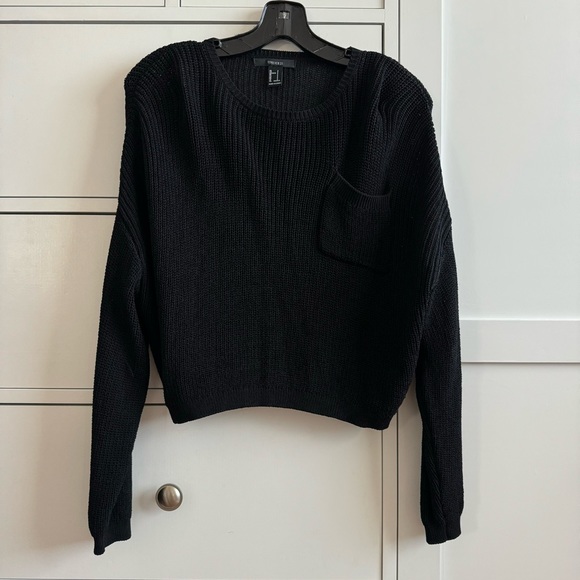 Forever 21 Sweaters - NWOT Forever 21 Drop-Sleeve Crew Sweater